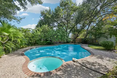 11003 Overbrook Lane, Houston, TX 77042 - Photo 36