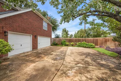 1135 Pinewood Lane, Seabrook, TX 77586 - Photo 4