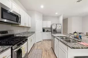 7734 London Tower Ln, Houston, TX 77044 - Photo 16