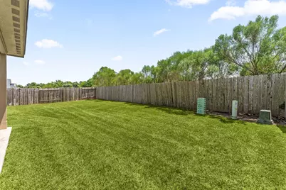 7734 London Tower Lane, Houston, TX 77044 - Photo 34
