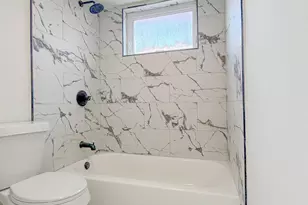 2158 Beaver Bend Rd, Houston, TX 77088 - Photo 20