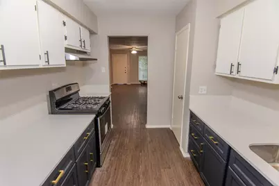 1639 Northwood Street #1639, Houston, TX 77009 - Photo 4