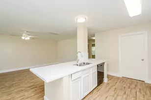1505 Nichole Woods Dr, Houston, TX 77047 - Photo 6