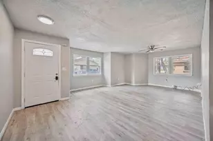 17843 S Cypress Villas Dr, Spring, TX 77379 - Photo 2