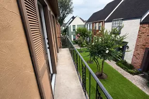 11550 Chimney Rock Rd, Houston, TX 77035 - Photo 18