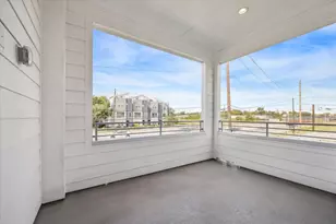 1808 Elysian St, Houston, TX 77026 - Photo 12