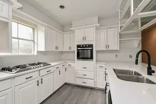 14938 Mesita Dr, Houston, TX 77083 - Photo 16