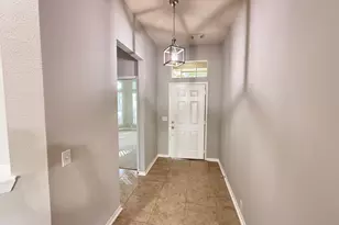 7411 Maple Run Dr, Sugar Land, TX 77479 - Photo 2