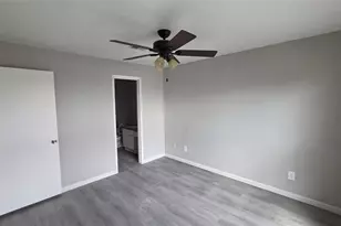 18800 Egret Bay Blvd, Houston, TX 77058 - Photo 18