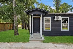 8038 Record St, Houston, TX 77028 - Photo 8
