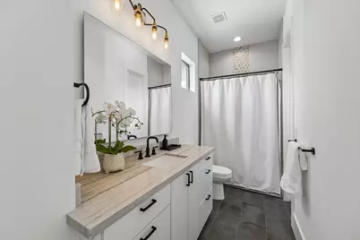 2705 Julian Street, Houston, TX 77009 - Photo 36