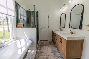 705 W 5th St, Brenham, TX 77833 - Photo 20