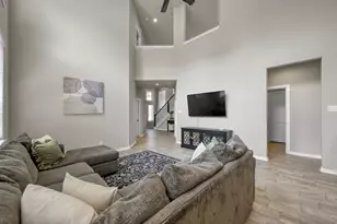 360 Rise Ln, Montgomery, TX 77316 - Photo 8