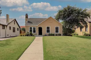 4711 Sherman Blvd, Galveston, TX 77551 - Photo 1