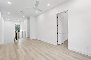 1423 E 36th St, Houston, TX 77022 - Photo 28