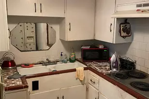 1819 Broadway Avenue J, Galveston, TX 77550 - Photo 16