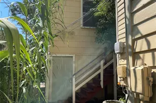 1819 Broadway Avenue J, Galveston, TX 77550 - Photo 20