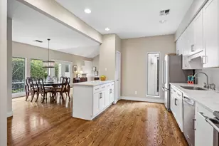9606 Bayou Brook St, Houston, TX 77063 - Photo 20