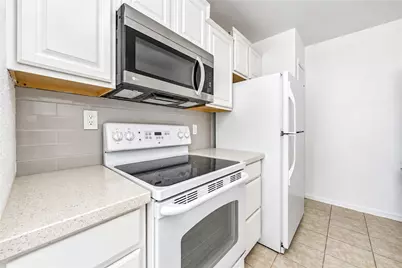 9707 Richmond Avenue #14, Houston, TX 77042 - Photo 8