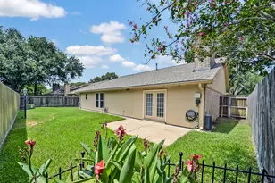 12423 Olympia Dr, Houston, TX 77077 - Photo 34