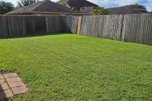 919 Yorkshire Hollow, Fresno, TX 77545 - Photo 18