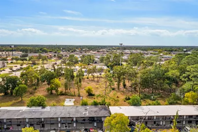 417 Fm 517 Rd E Street, Dickinson, TX 77539 - Photo 6