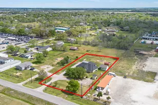17625 Pearland Sites Rd, Pearland, TX 77584 - Photo 2