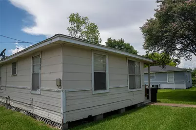 3923 Caplin Street, Houston, TX 77026 - Photo 4