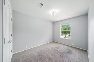 13600 Breton Ridge St, Houston, TX 77070 - Photo 12