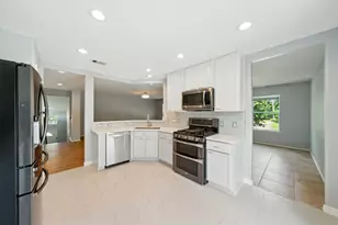 13600 Breton Ridge St, Houston, TX 77070 - Photo 8