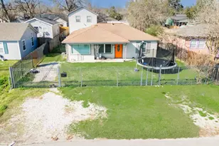 401 Cresline St, Houston, TX 77076 - Photo 4