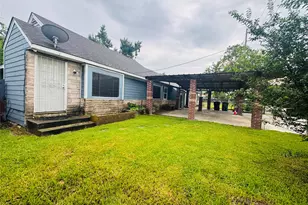 2308 Bennington St, Houston, TX 77093 - Photo 4