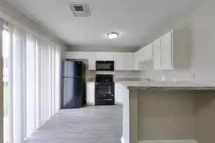 3210 Kelling St, Houston, TX 77045 - Photo 4