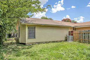 1325 Bayou Dr, San Antonio, TX 78245 - Photo 4