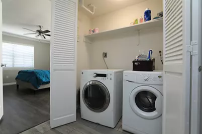 1201 McDuffie Street #211, Houston, TX 77019 - Photo 30