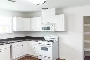 5311 Perry Ave, Galveston, TX 77551 - Photo 10