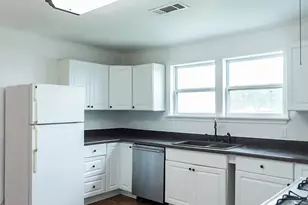 5311 Perry Ave, Galveston, TX 77551 - Photo 4
