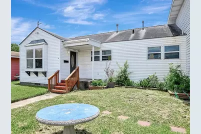 5311 Perry Avenue, Galveston, TX 77551 - Photo 1