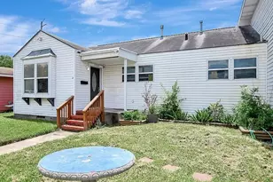 5311 Perry Ave, Galveston, TX 77551 - Photo 1