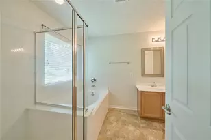 327 Bloomhill Pl, Magnolia, TX 77354 - Photo 32
