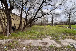 3215 Newhoff St, Houston, TX 77026 - Photo 2