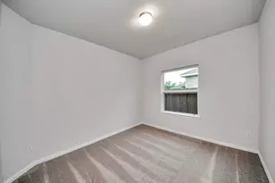101 Bayou Bend Court, Angleton, TX 77515 - Photo 18