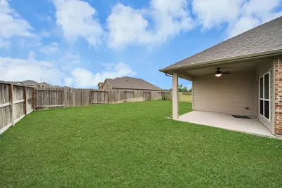 101 Bayou Bend Court, Angleton, TX 77515 - Photo 22