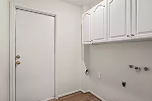 1426 Ashwood Dr, Sugar Land, TX 77498 - Photo 18