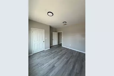 6725 Sherman Street #4, Houston, TX 77011 - Photo 6