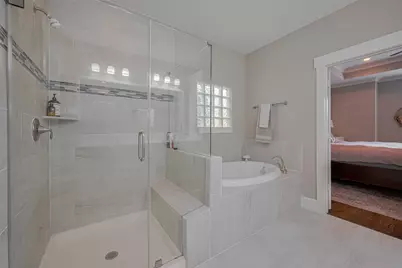 2604 Bevis Street #E, Houston, TX 77008 - Photo 42