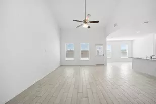 2110 Sanders Brook Dr, Baytown, TX 77521 - Photo 6