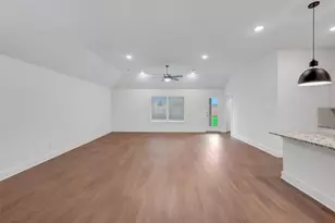 14117 Baikal Mnr Dr, Santa Fe, TX 77510 - Photo 20