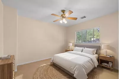 78 E Hobbit Glen Drive, Conroe, TX 77384 - Photo 18