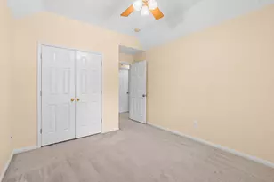 78 E Hobbit Glen Dr, Conroe, TX 77384 - Photo 20